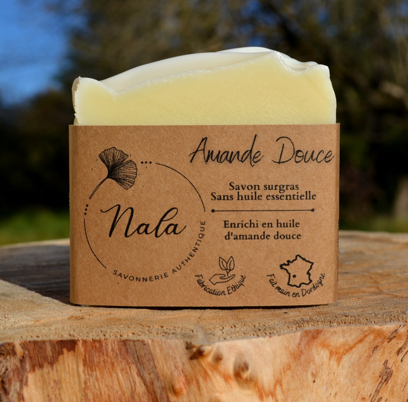 savon peau seche fragile naturel amande douce artisanal dordogne périgord bergerac savon bébé maman