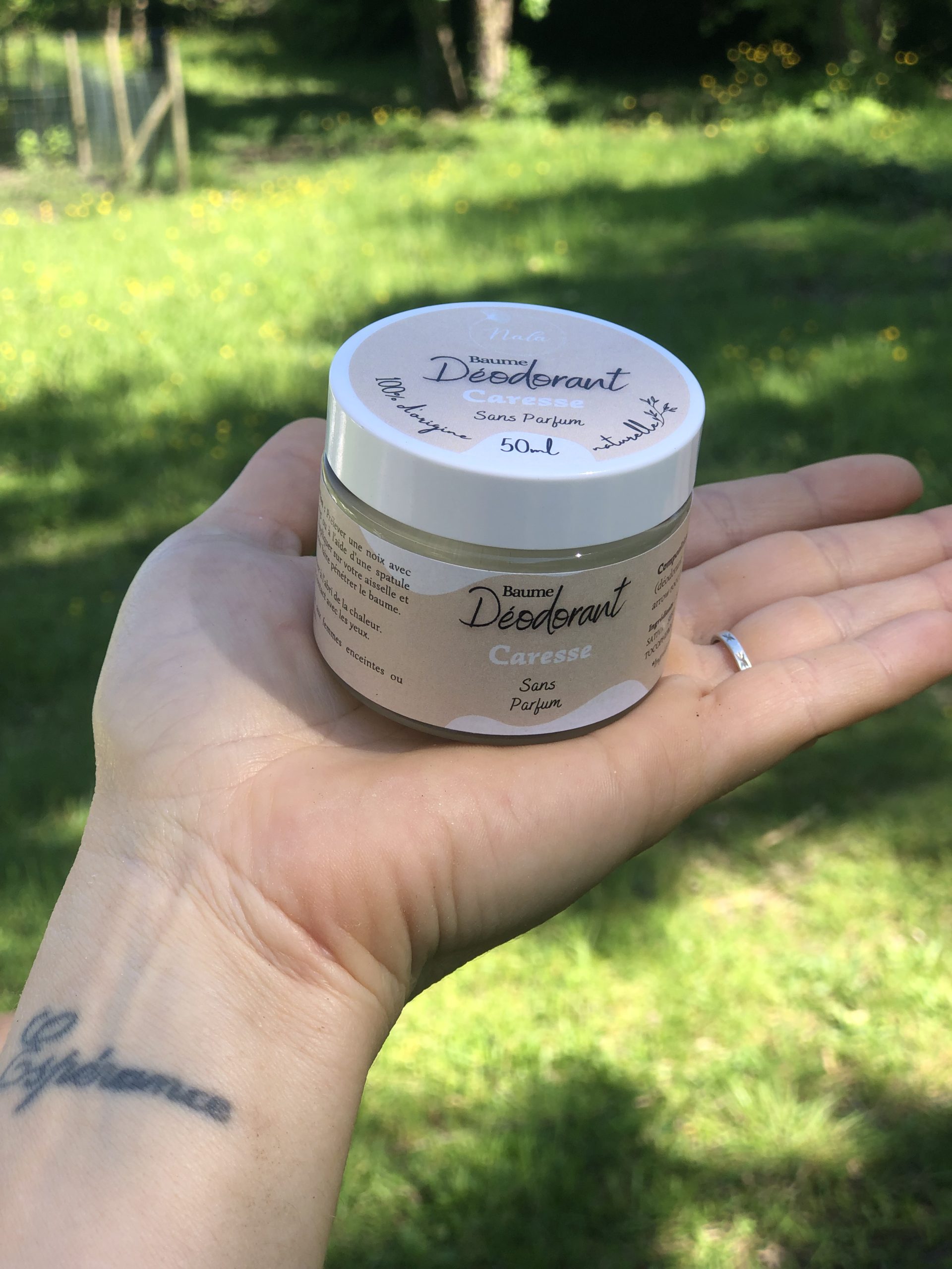 baumedeodorantcaressefemmesenceintesetallaitantesbaumedeodorantsain